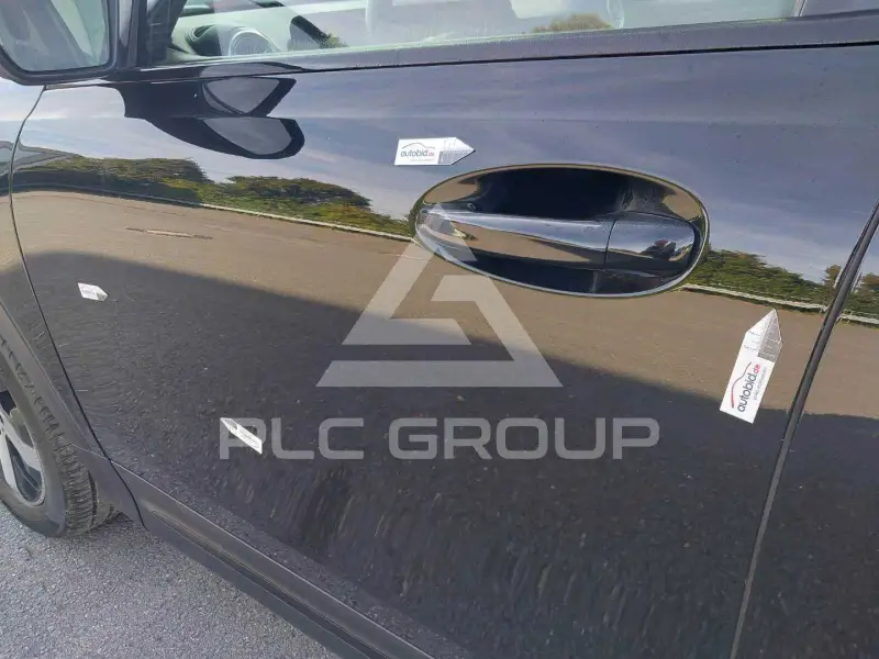 2023 Mercedes Benz GLB 220