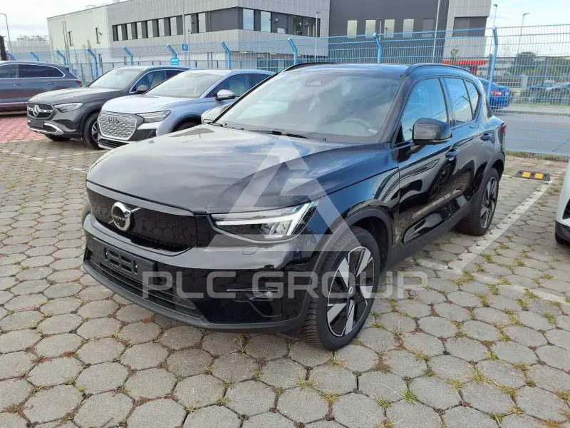 2023 Volvo XC40