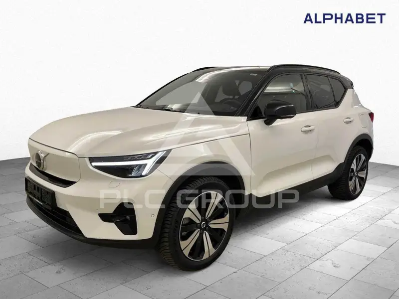 2023 Volvo XC40