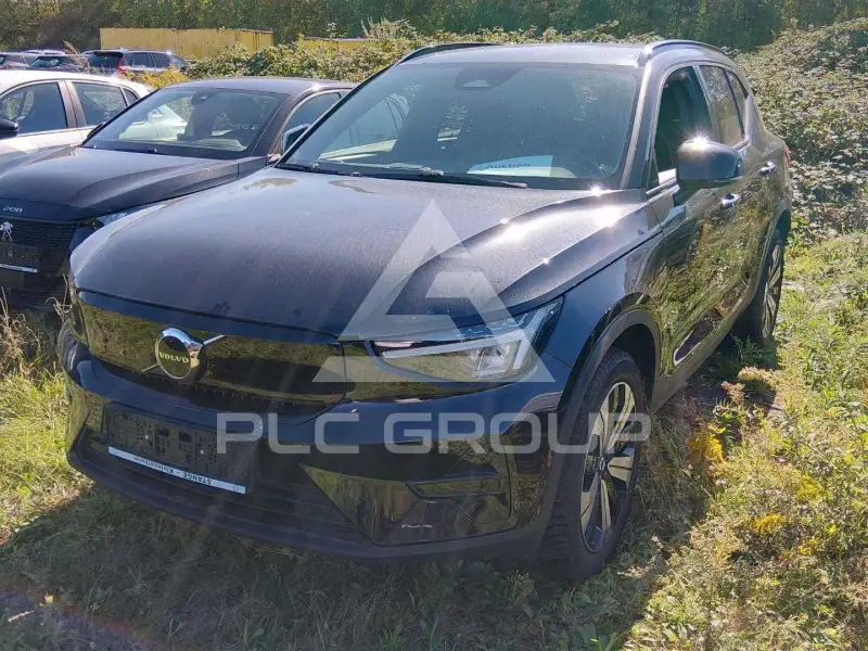 2023 Volvo XC40