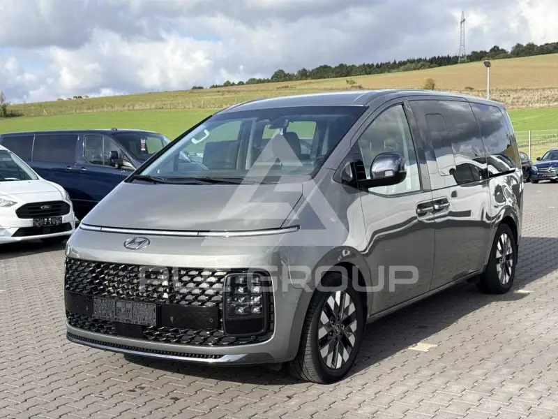2023 Hyundai Staria