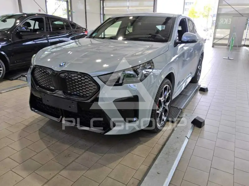 2024 BMW iX