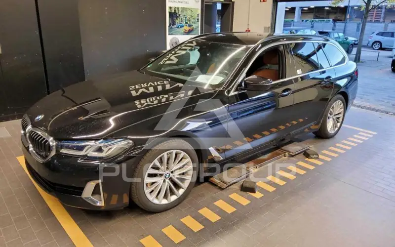 2024 BMW 530