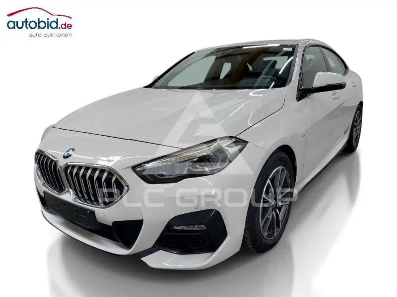 2024 BMW 218