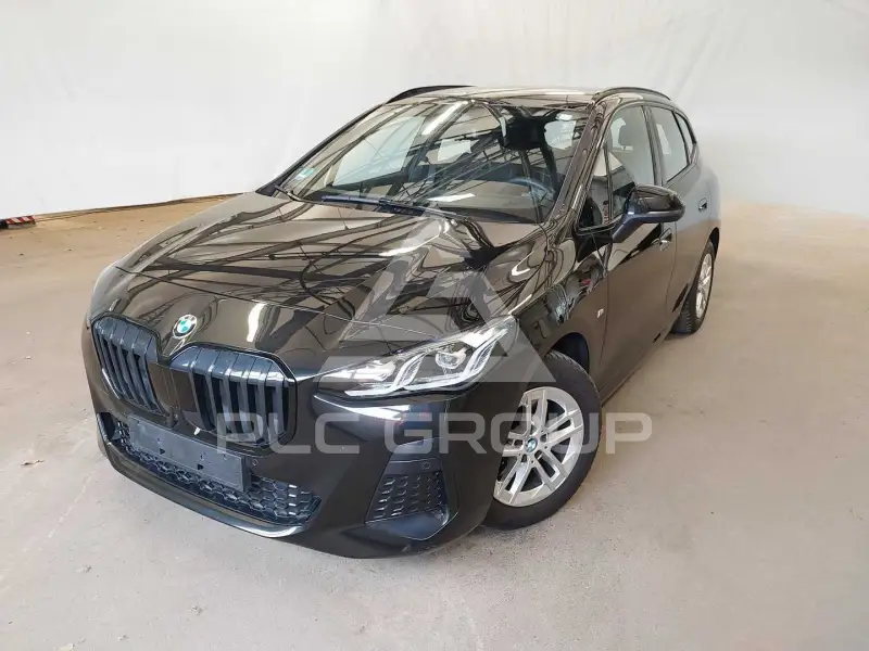 2024 BMW 218