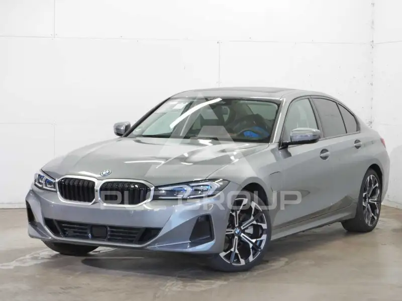 2024 BMW 330