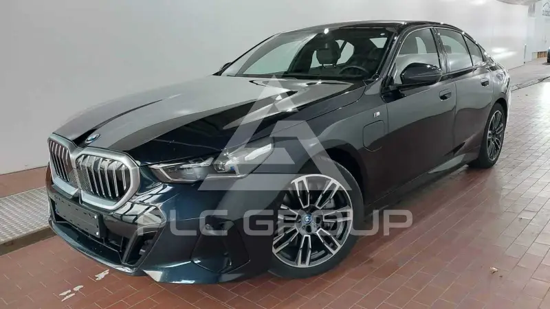 2024 BMW 550