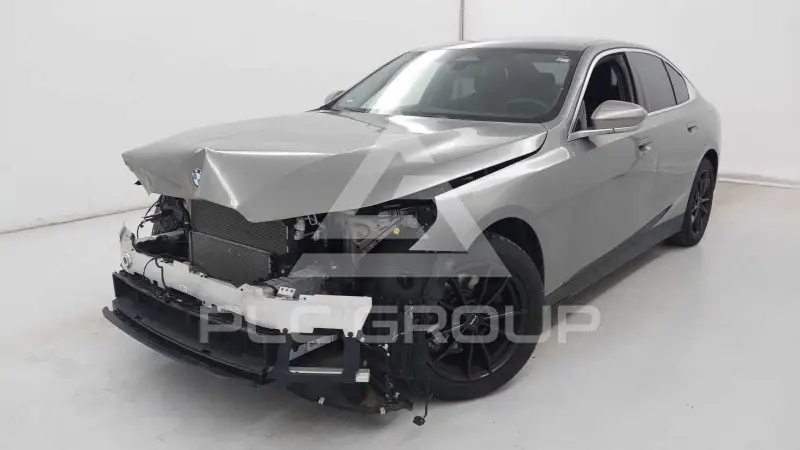 2024 BMW 520