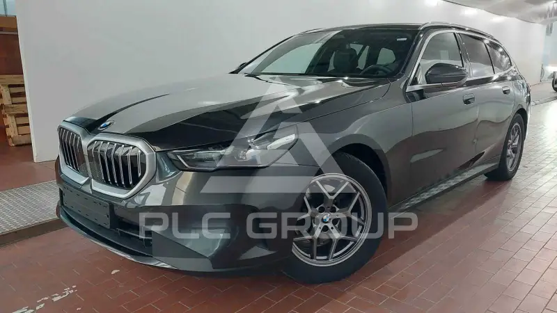 2024 BMW 520