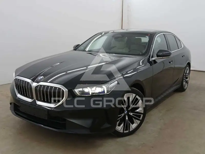 2024 BMW 520