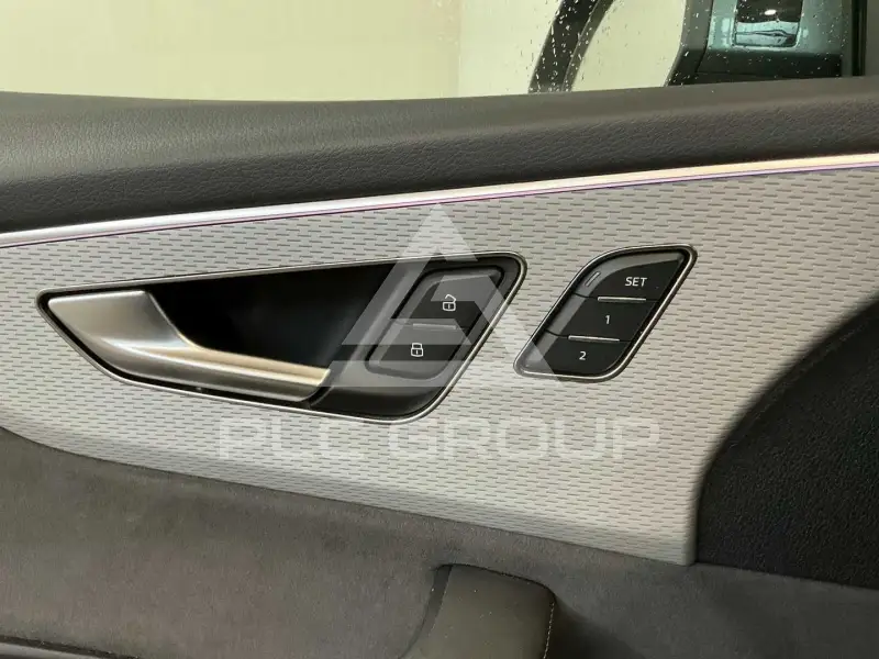 2024 Audi SQ8