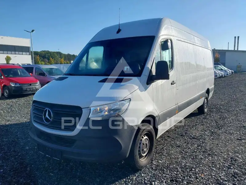 2024 Mercedes Benz Sprinter