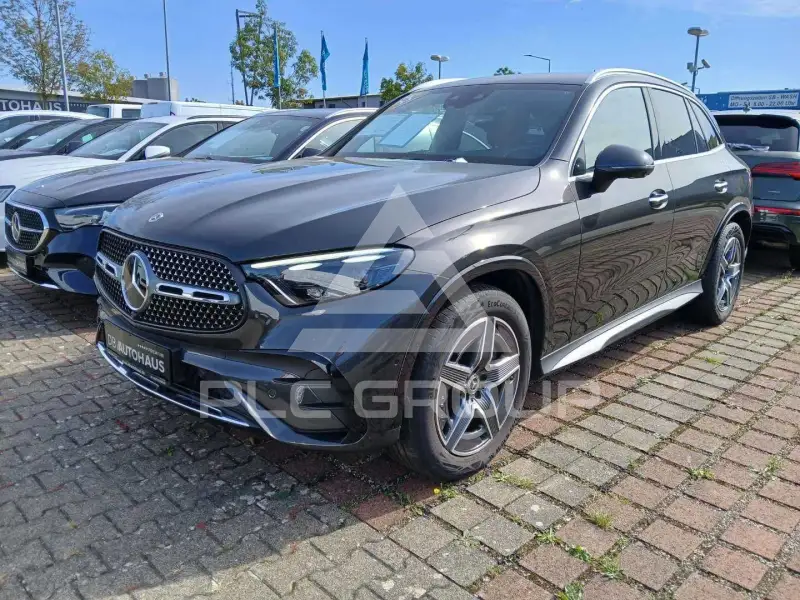 2024 Mercedes Benz GLC 220