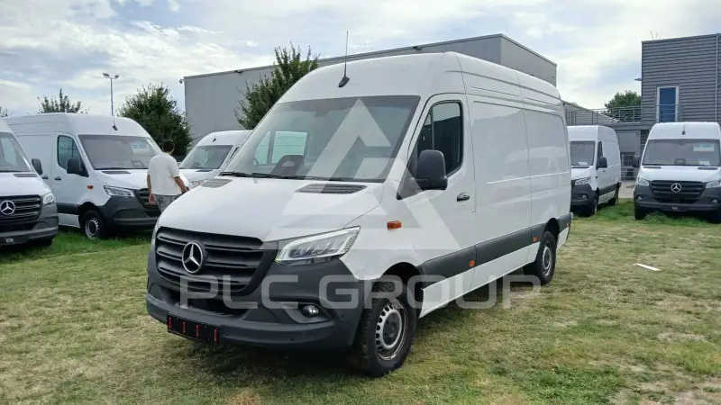 2024 Mercedes Benz Sprinter