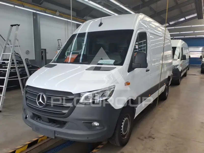2024 Mercedes Benz Sprinter