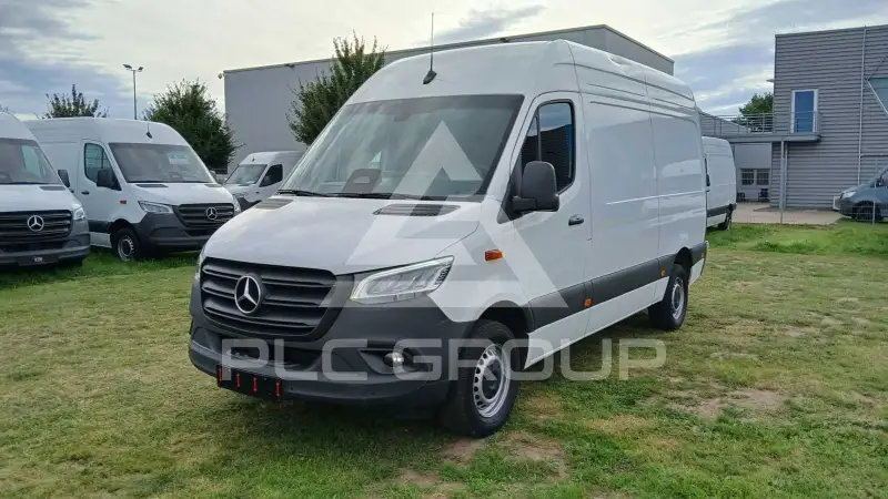 2024 Mercedes Benz Sprinter