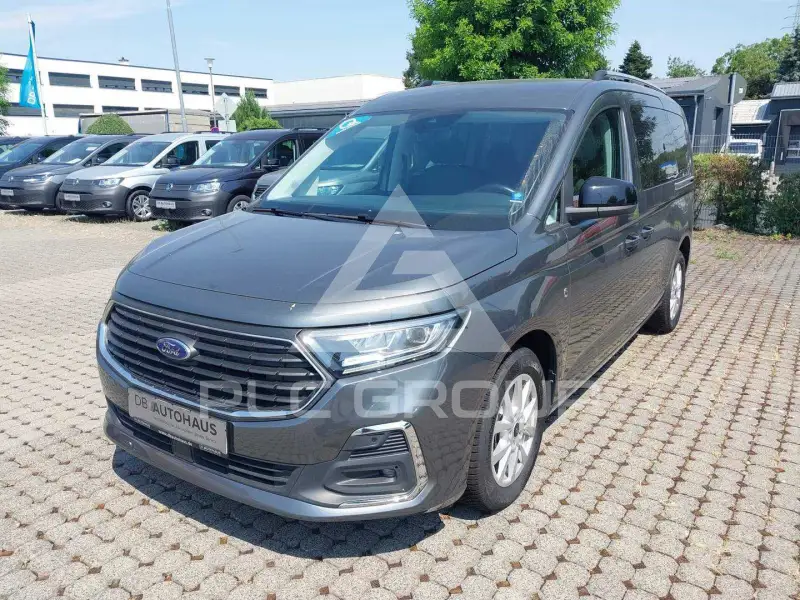 2024 Ford Tourneo