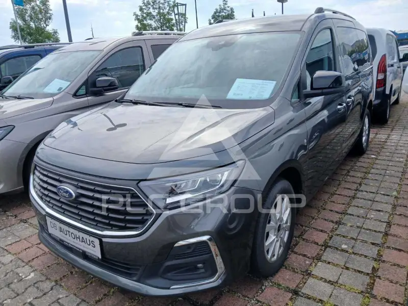 2024 Ford Tourneo