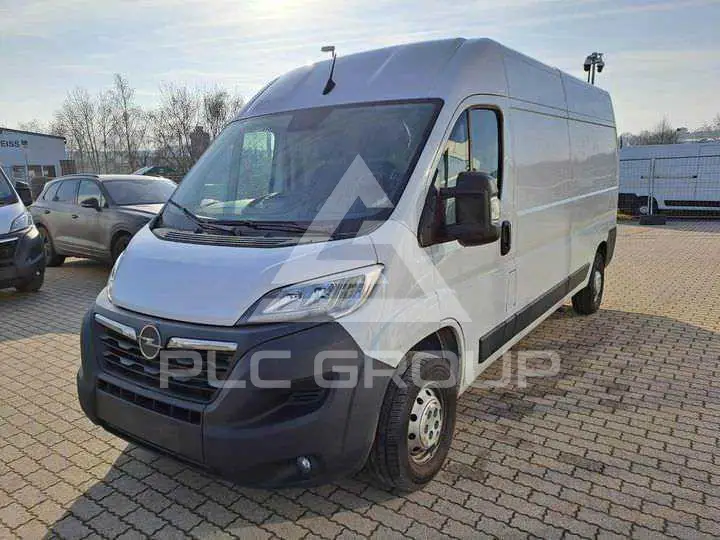 2024 Opel Movano