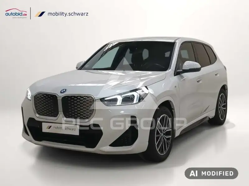 2025 BMW iX
