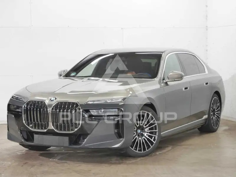 2025 BMW I7