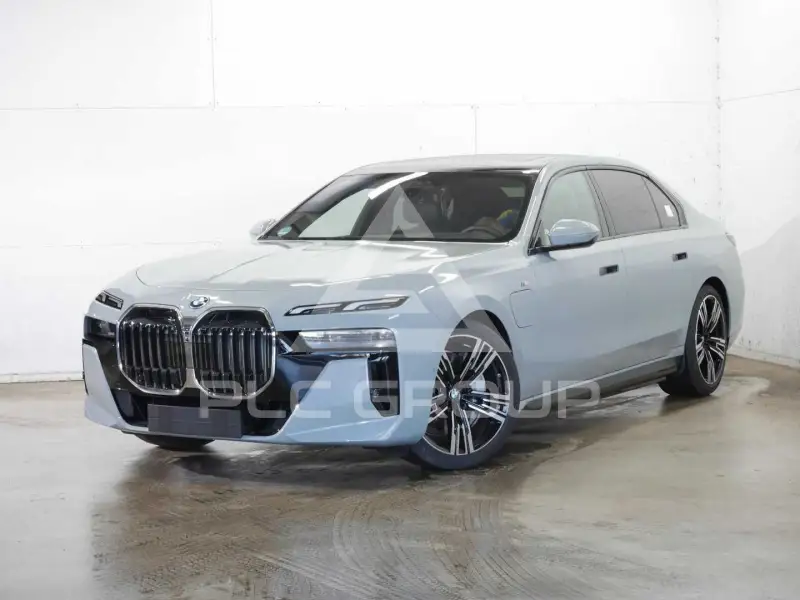 2025 BMW 750