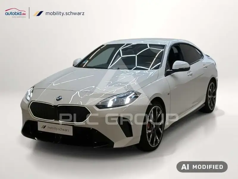 2025 BMW 220