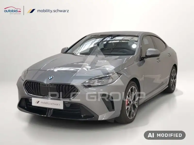 2025 BMW 220