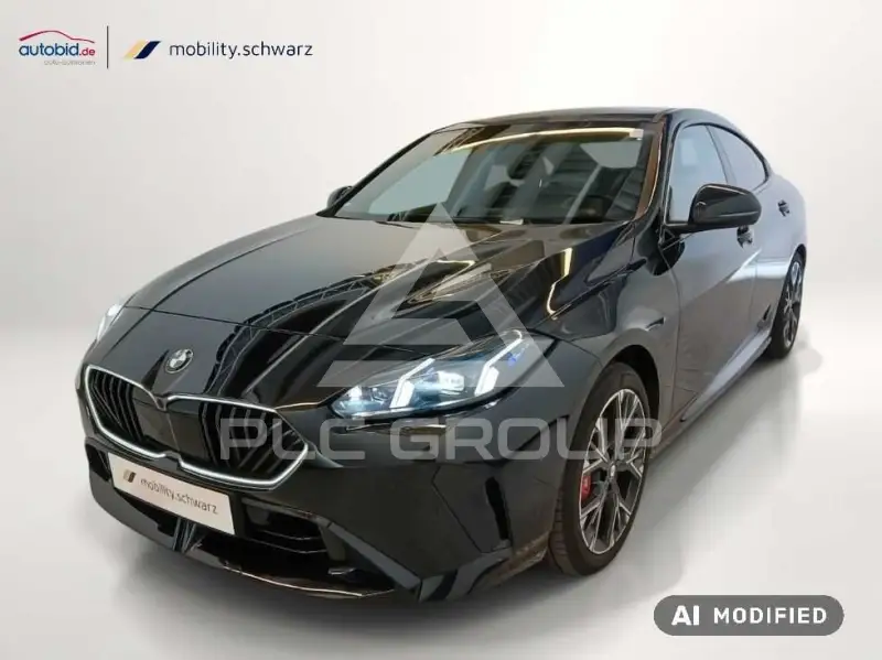 2025 BMW 220