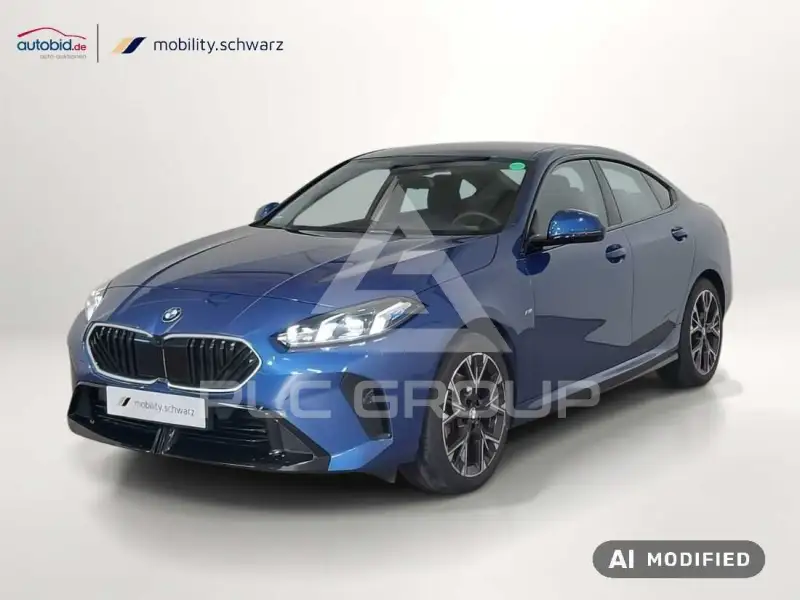 2025 BMW 220