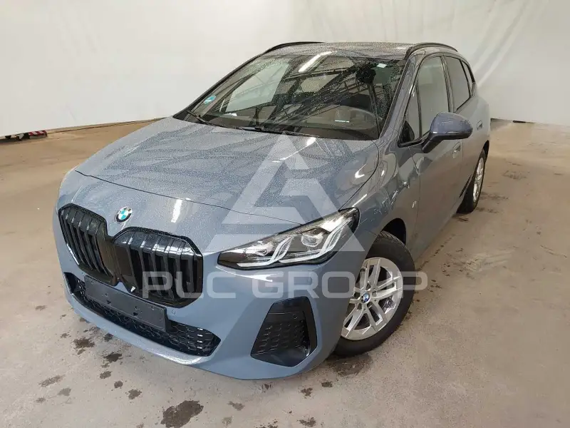 2025 BMW 220