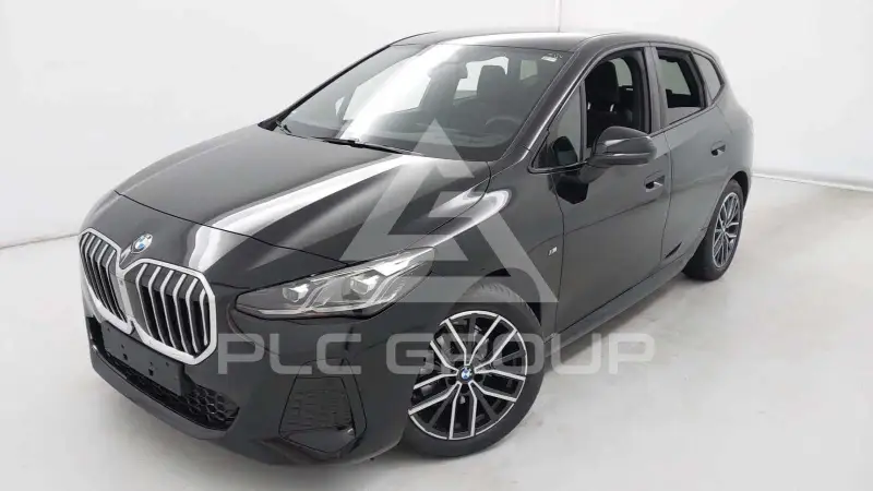 2025 BMW 220