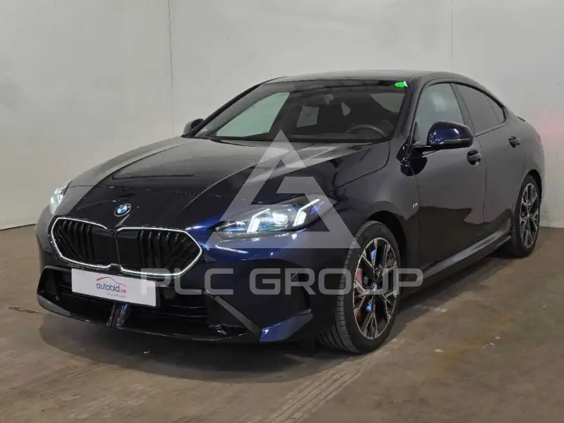 2025 BMW 220