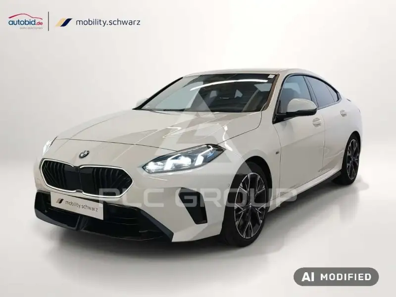 2025 BMW 220