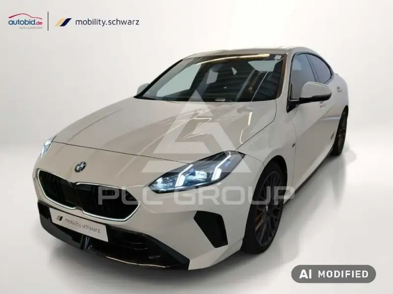 2025 BMW 220