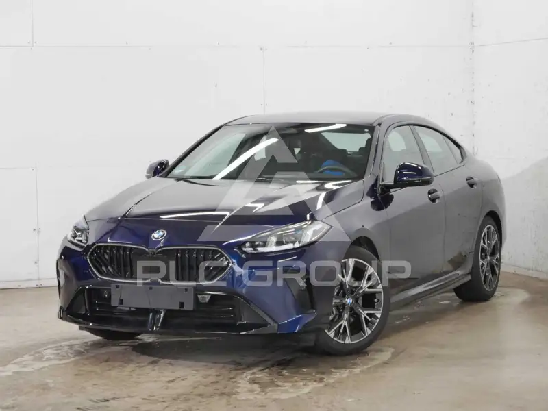 2025 BMW 220