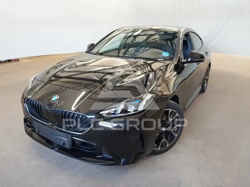 2025 BMW 220