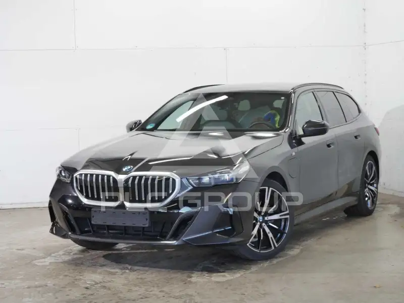 2025 BMW 530