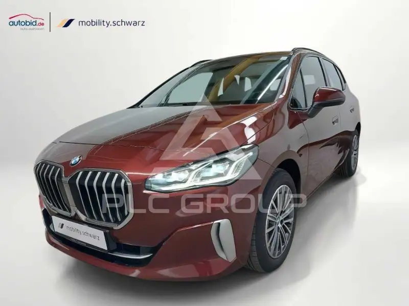 2025 BMW 218