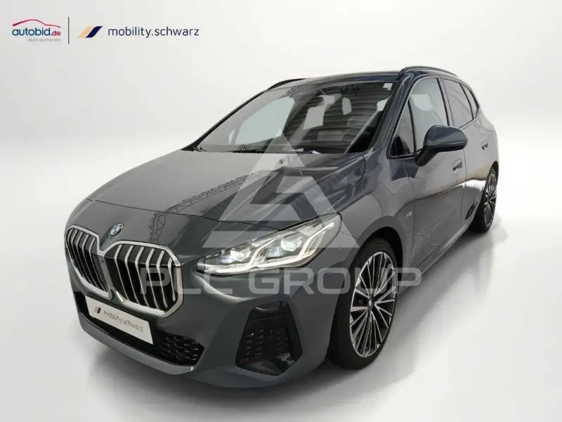 2025 BMW 218