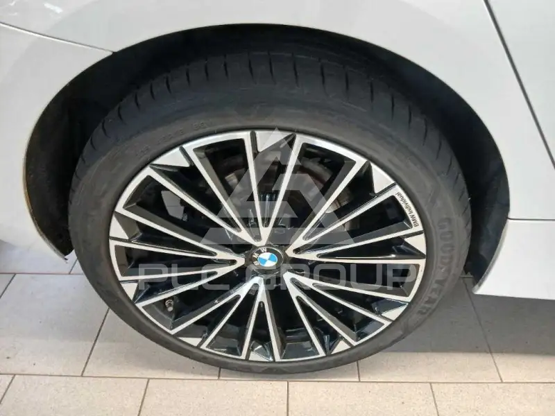 2025 BMW 218