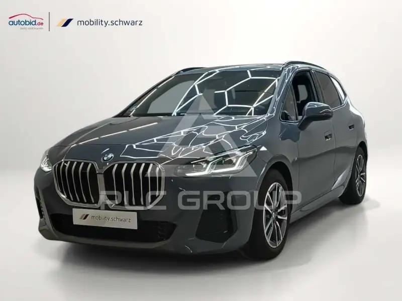 2025 BMW 218