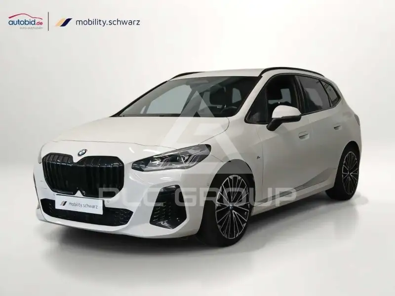 2025 BMW 218