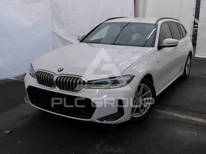 2025 BMW 320