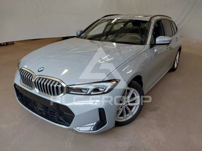 2025 BMW 320