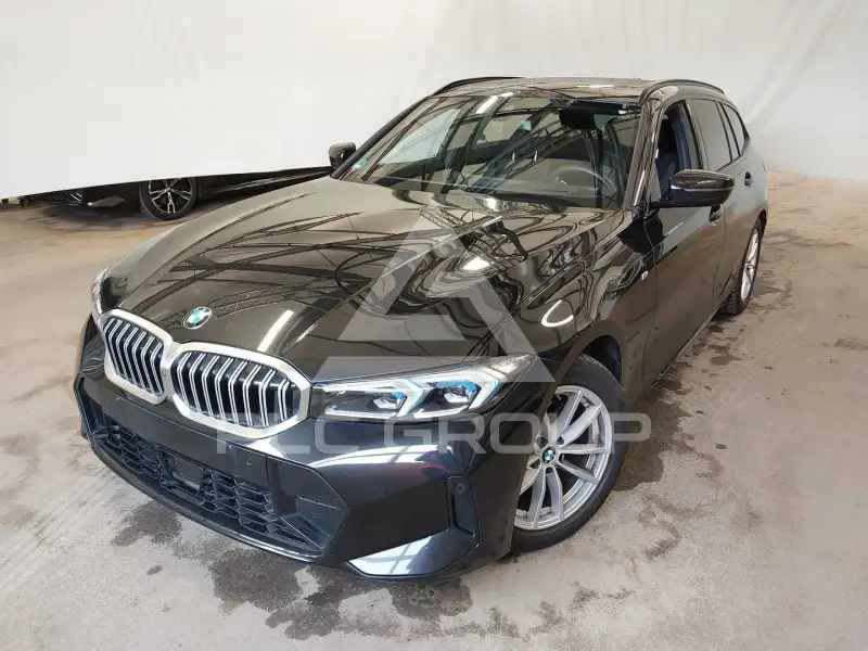 2025 BMW 320