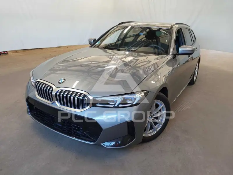 2025 BMW 320