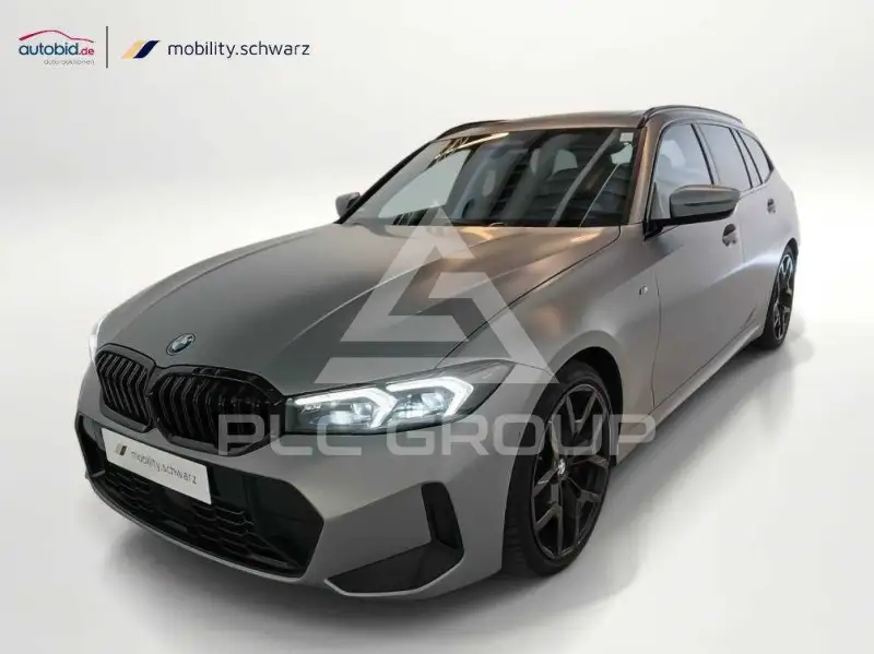 2025 BMW 320