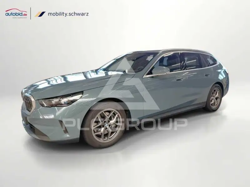 2025 BMW 540