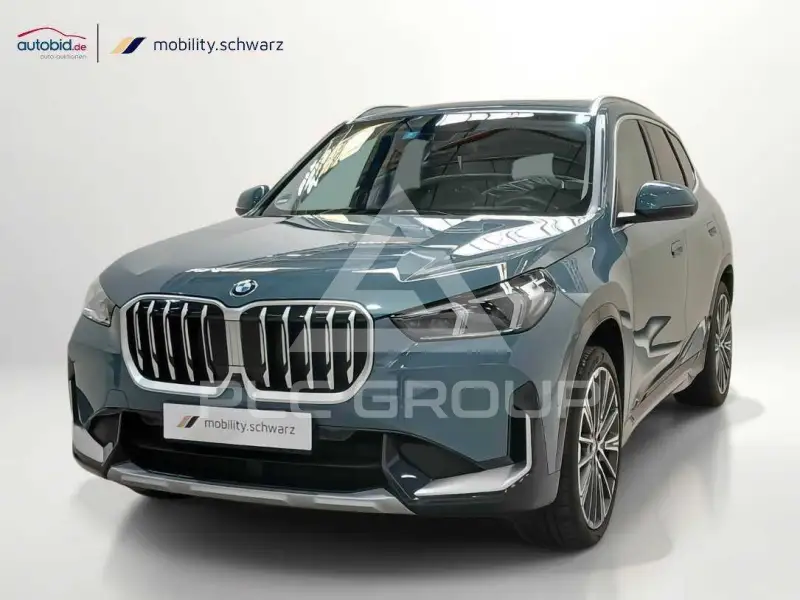 2025 BMW X1